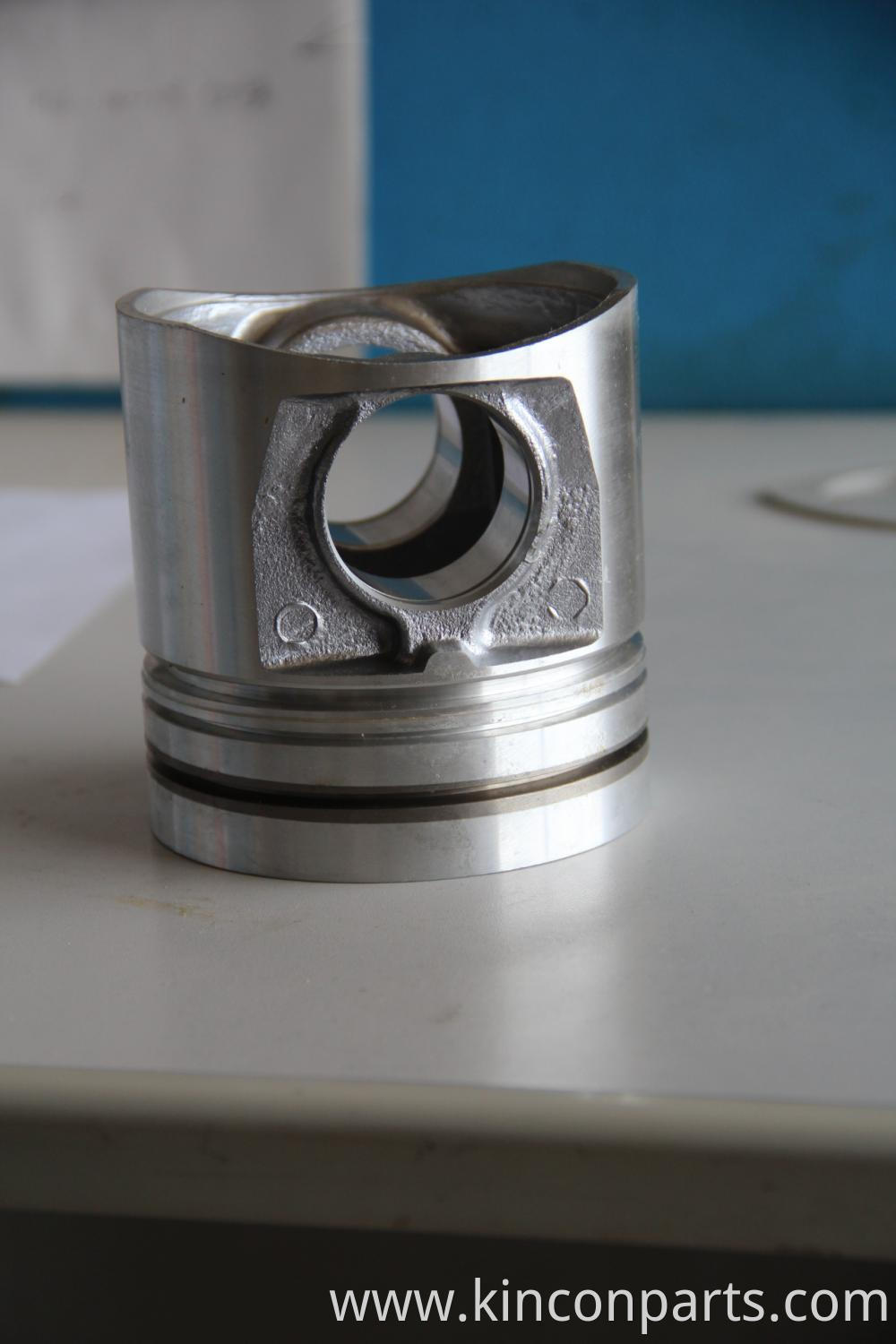 Automotive Engine Piston Fittings